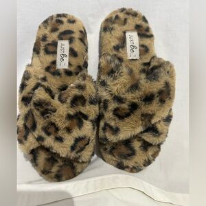 Just Be Leopard Print Slippers – Cozy & Stylish Size 9/10